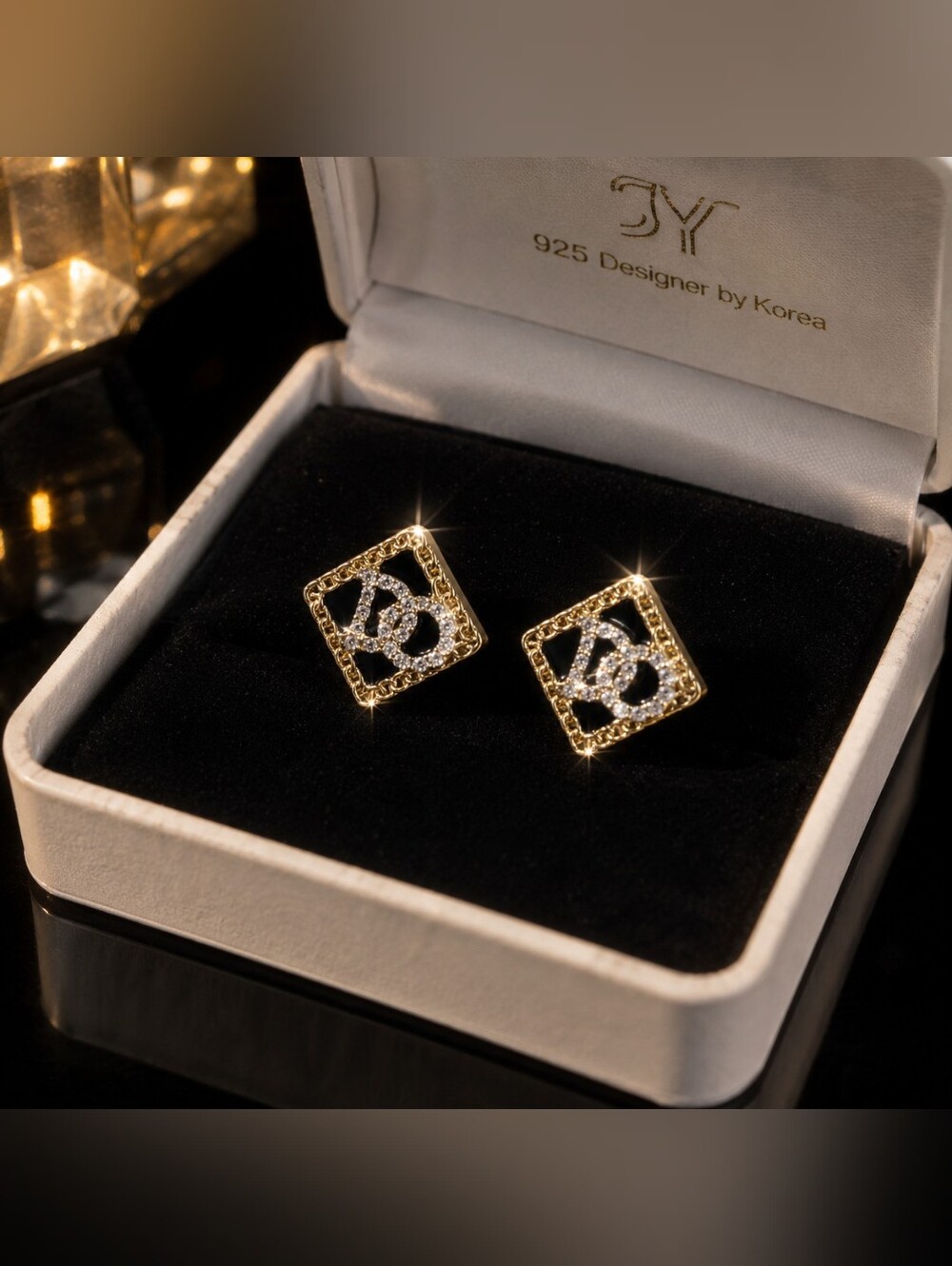 Designer-Inspired Black Gold  Stud  Earrings Cubic Zirconia geometric Shape